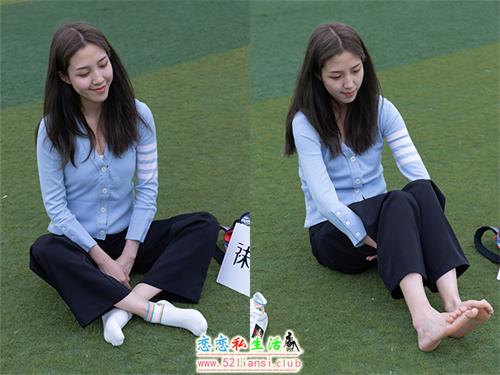 [袜啵啵] 021期 泡芙-板鞋、白棉袜、裸足(带视频)【131P+1V/3.12G】