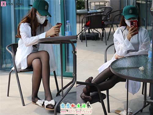 [MussGirl慕丝女郎] NO.217-咖啡厅门前的热裤黑丝【82P/206M】