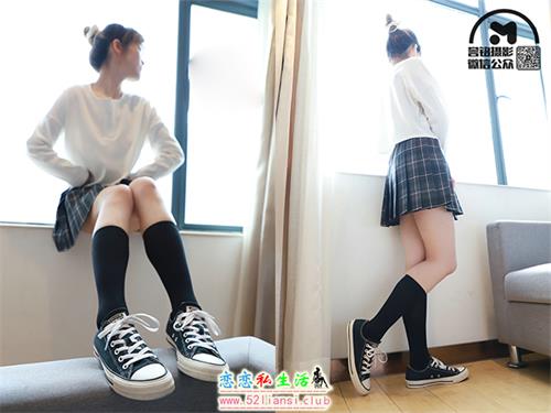 [誉铭传媒] 571期-格子JK短裙过膝黑丝【80P/492M】