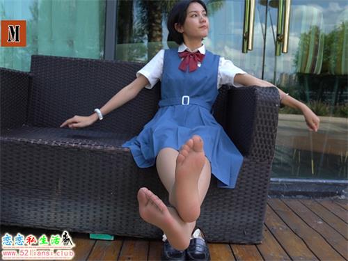 [MussGirl慕丝女郎]视频 NO.002-超级美少女不叶校服JK丝足秀【8min/933M】