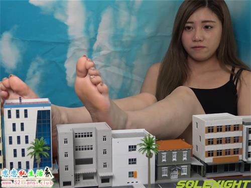 [台湾solexight足控] 37-An-Giantess 女巨人美足高跟透明凉拖(带视频)【70P+1V/1.67G】