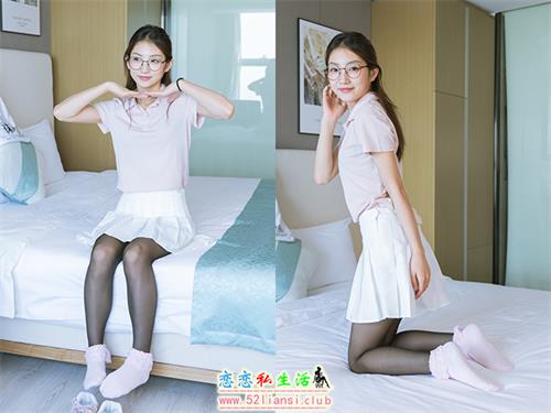 [袜啵啵] 273期 小沫-运动鞋、粉色棉袜、黑丝(带视频)【144P+1V/6.08G】