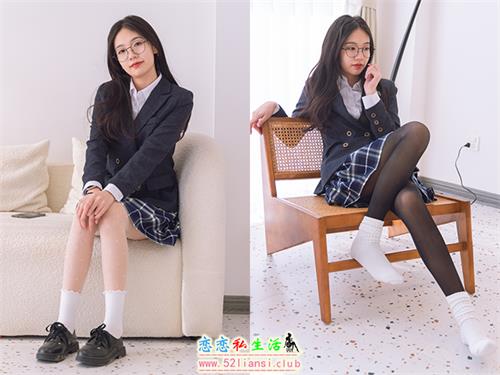 [袜啵啵] 284期 小甜豆-短靴、皮鞋、两双白棉袜、油亮黑丝、爱心印花白丝(带视频)【150P+1V/5.89G】