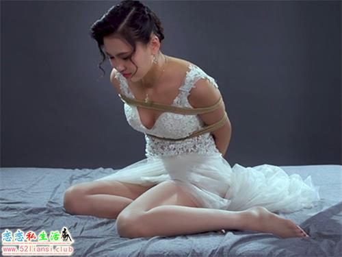 [Ligui丽柜视频]324-《紧缚丽莲》安安【13min/342M】