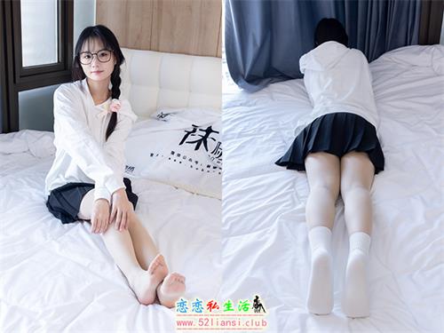 [袜啵啵] 368期 甜甜圈-运动鞋、白棉袜、油亮肉丝(带视频)【160P+1V/5.72G】