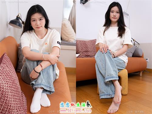 [甜予摄影] NO.043 松松-帆布鞋、白棉袜、裸足(带视频)【118P+2V/9.62G】