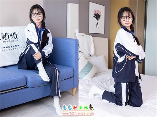 [袜啵啵] 456期 甜甜圈-运动鞋、白棉袜、裸足、校服(带视频)【150P+1V/6.46G】