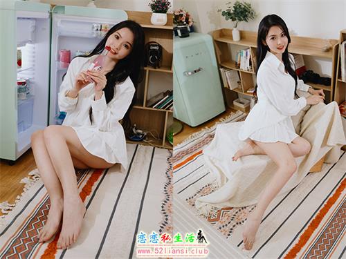 [街拍丝足]494-长腿美模 米浆 - 居家百褶裙棚拍2【93P/252M】