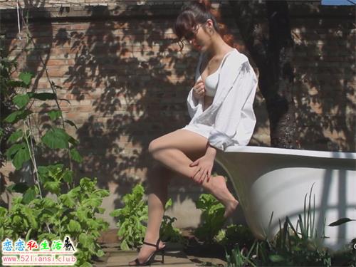 [Ligui丽柜视频]429-2020.09.16《春光乍现》汐汐【14min/310M】