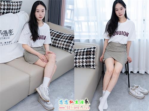 [甜予摄影] NO.167 小容-板鞋、白棉袜、裸足(带视频)[129P+2V/9.76G]