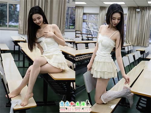 [足愉心] NO.017 南南（搭配：针织长衣、白色吊带、运动鞋、白色丝袜、裸足）(带视频)[110P+2V/9.49G]