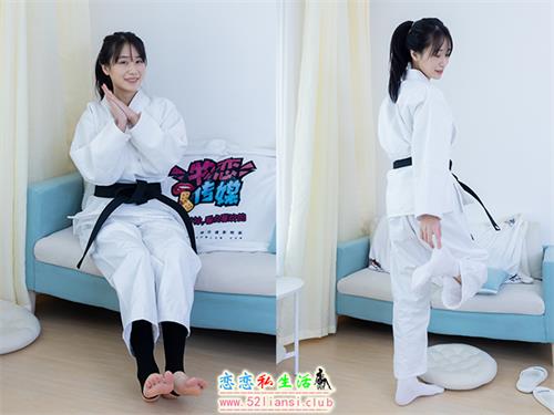 [物恋传媒] No.2552 菜菜-人字拖、黑色踩脚裤袜、裸足、纯白棉袜 [230P1V-5.35GB]