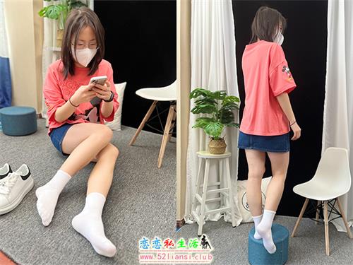 [东禾摄影]No.035 牛仔裙 棉袜 小白鞋(带视频)[185P2V-4.19G]