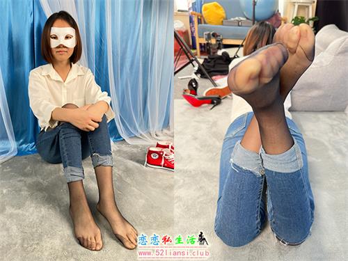 [东禾摄影]No.041 牛仔裤 黑丝 帆布鞋 高跟(带视频)[239P1V-4.16G]