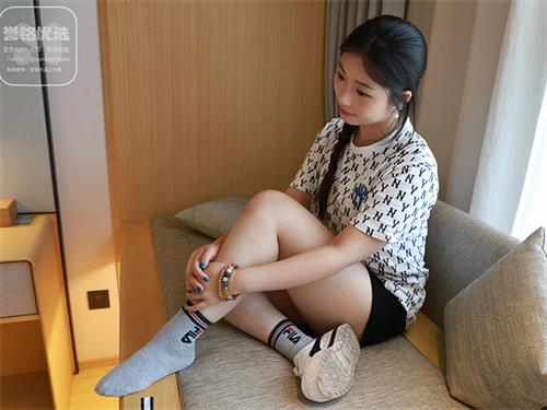 [誉铭摄影] 2025年微信群第11套(带视频)【90P1V/1.31G】