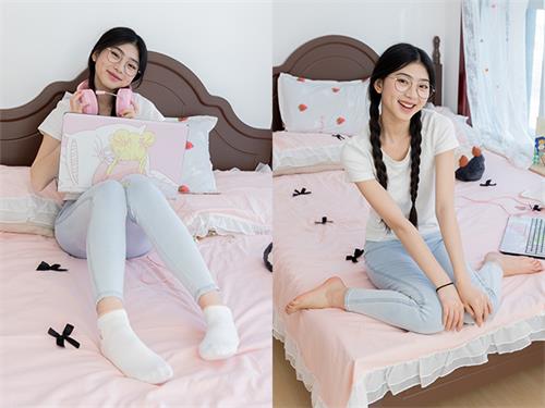 [物恋传媒] No.2648 包包-运动鞋、白棉袜、裸足[156P1V-3.79GB]