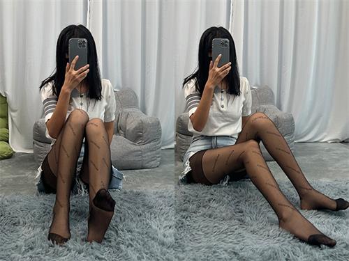 [东禾摄影]No.061 字母黑丝 帆布鞋[173P-1.22G]