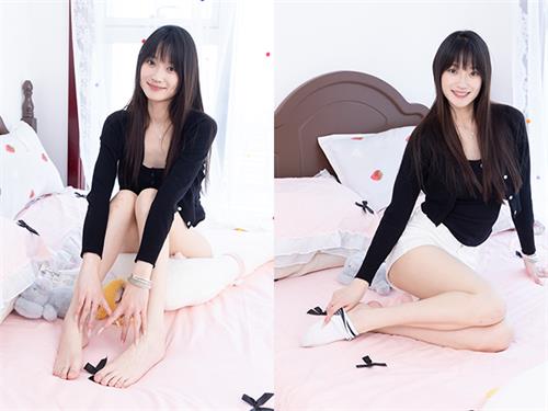 [物恋传媒] No.2663 山奈-帆布鞋、自然穿脏白棉袜、裸足[172P1V-3.24GB]