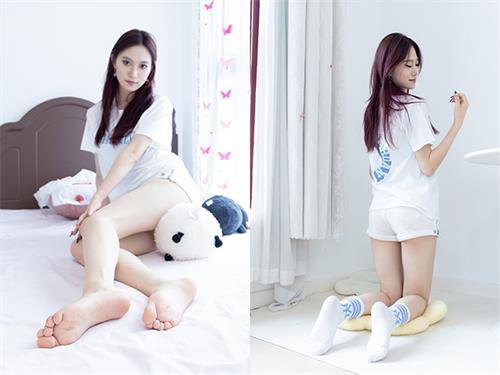 [物恋传媒] No.2738 苹果-帆布鞋、白棉袜、裸足[158P1V-3.54GB]