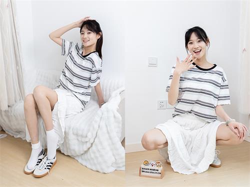 [物恋传媒] No.2754 山奈-德训鞋、运动鞋、纯白棉袜、短肉丝、裸足[210P1V-6.06GB]